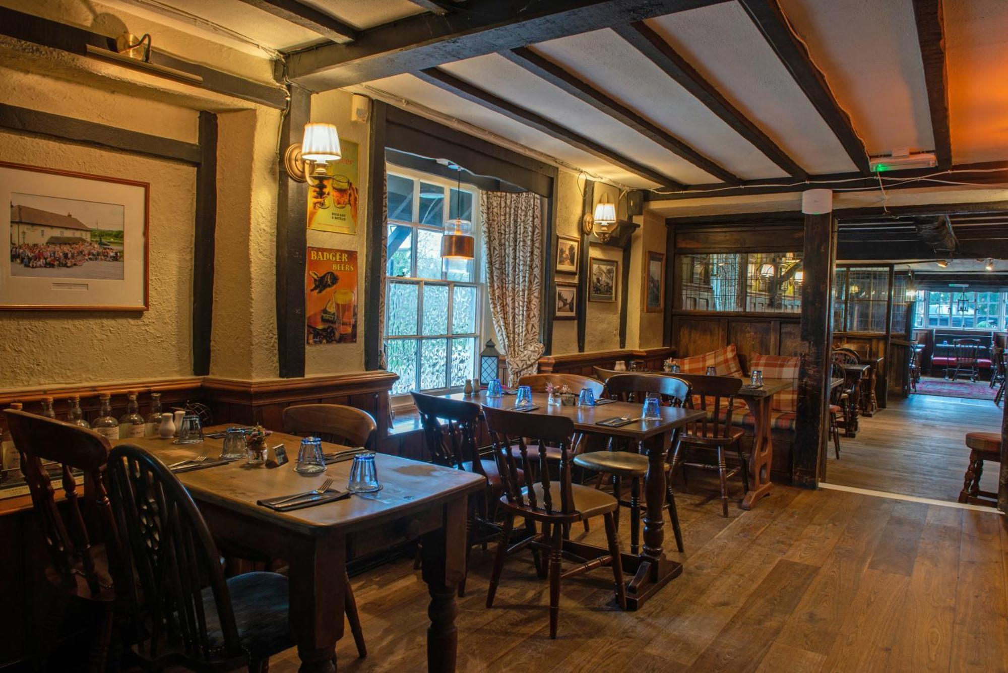 Red Lion Bed and Breakfast Winfrith Newburgh Exteriör bild